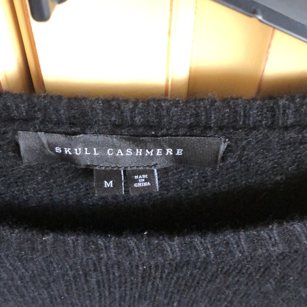 Skull Cashmere sweater - Picture 3 of 11